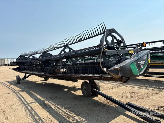 2019 MacDon FD135 35 ft Flex Draper Combine Header