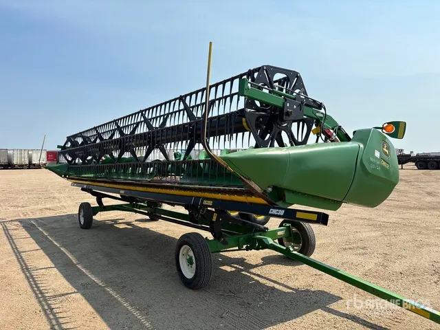 2022 John Deere 730D 30 ft Draper Combine Header