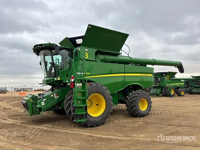 2021 John Deere S780 4x4 Combine Harvester