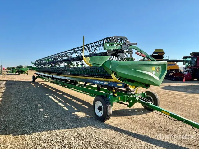 2024 John Deere HD50R 50 ft Hinged Rigid Draper Combine Header