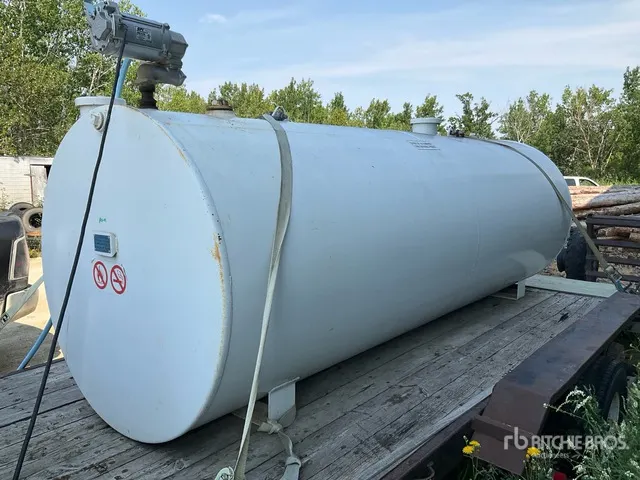 2010 Huge L Steel 1000 gal Portable Steel Diesel Double Walled Fuel Tank