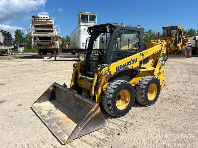 2007 Komatsu SK815-5N Two-Speed Skid Steer Loader