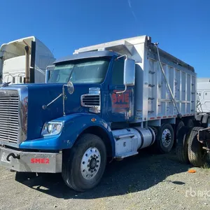 2016 Freighliner 122SD 8x4 Tri/A Dump Truck