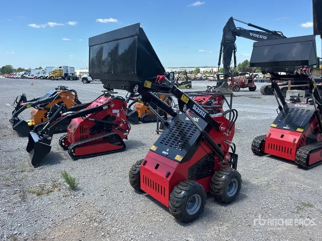 2026 SDLOOL SL-323TZ Mini Skid Steer Loader (Unused)