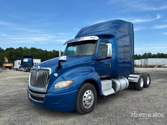2020 International LT625 6x4 T/A Sleeper Truck Tractor