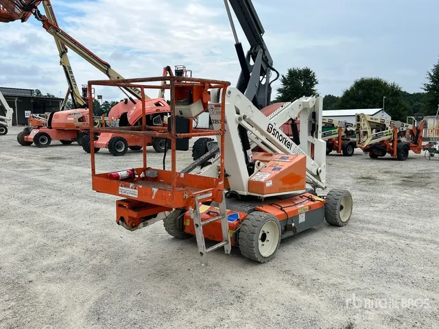 2018 Snorkel A38E 2WD Electric Articulating Boom Lift