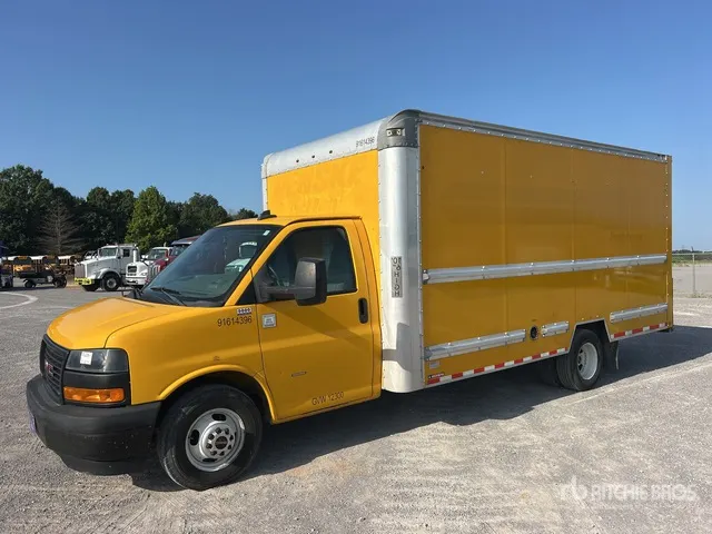 2019 GMC Savana G3500 4x2 Van Truck
