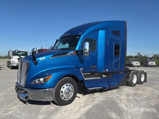 2024 Kenworth T680 6x4 T/A Sleeper Truck Tractor