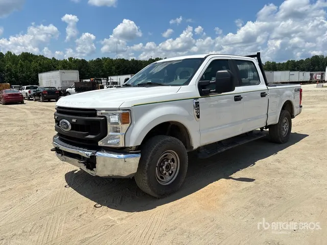 2021 Ford F-250 Super Duty 4x4 Crew Cab Pickup