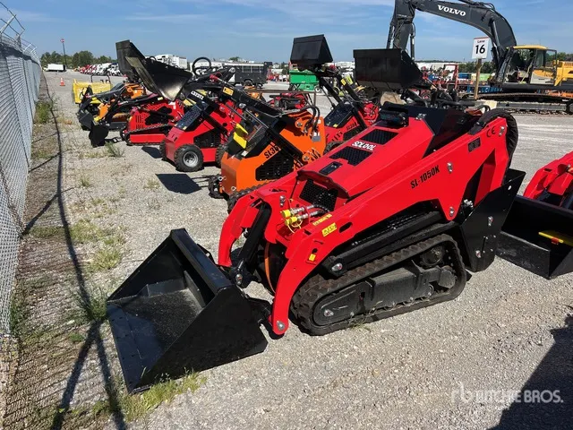 2026 SDLOOL SL-1050K Mini Compact Track Loader (Unused)