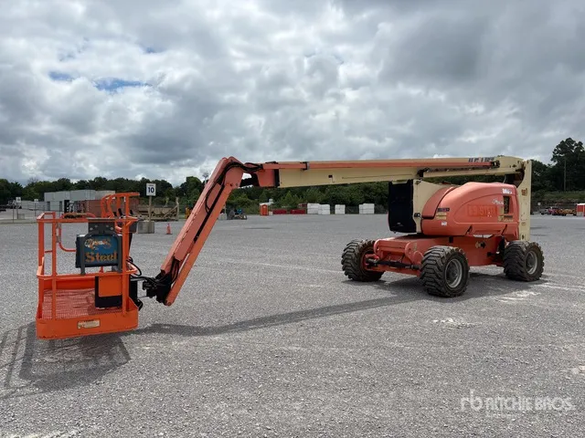 2010 JLG 800AJ 4WD Diesel Articulating Boom Lift