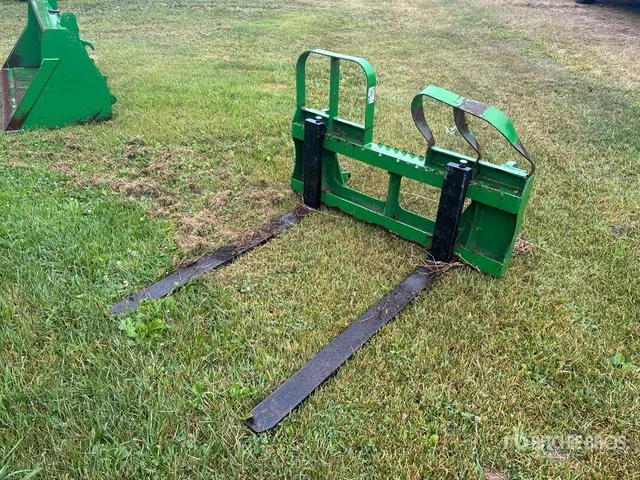 HLA HD42AO600G 48 in Tractor Pallet Forks