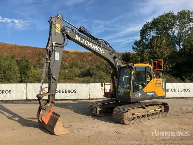 2019 Volvo EC140EL Tracked Excavator