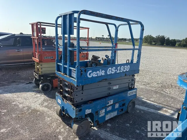 2018 Genie GS-1930 Electric Scissor Lift