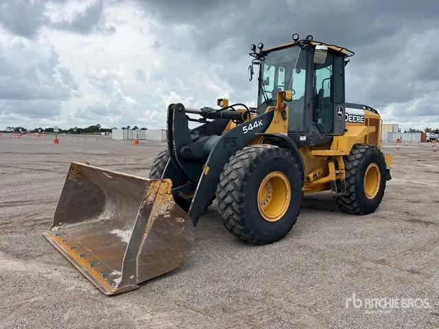 2015 John Deere 544K Wheel Loader