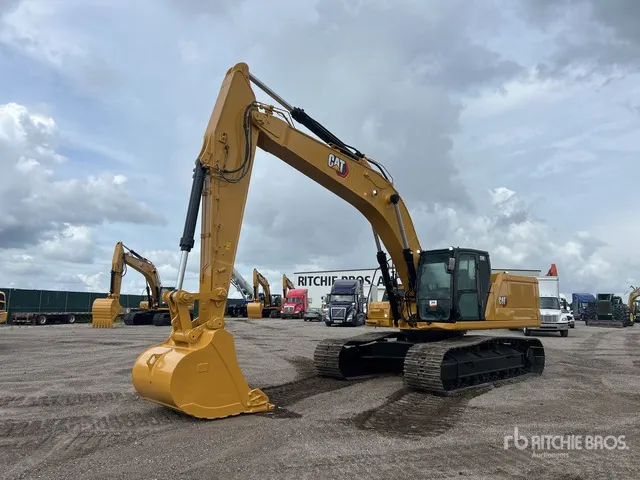 2023 Cat 336 Tracked Excavator