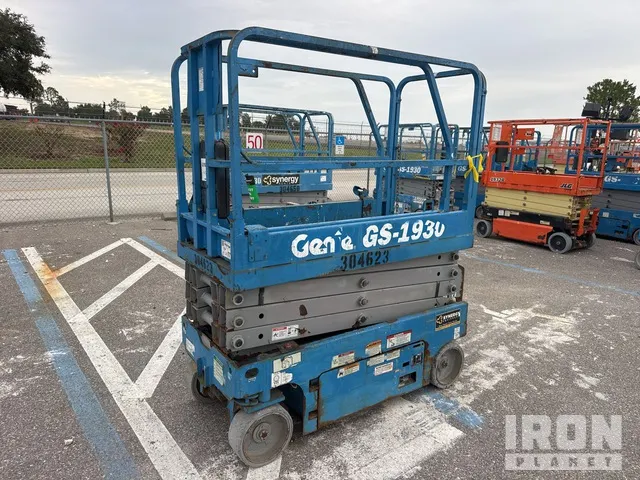 2018 Genie GS-1930 Electric Scissor Lift