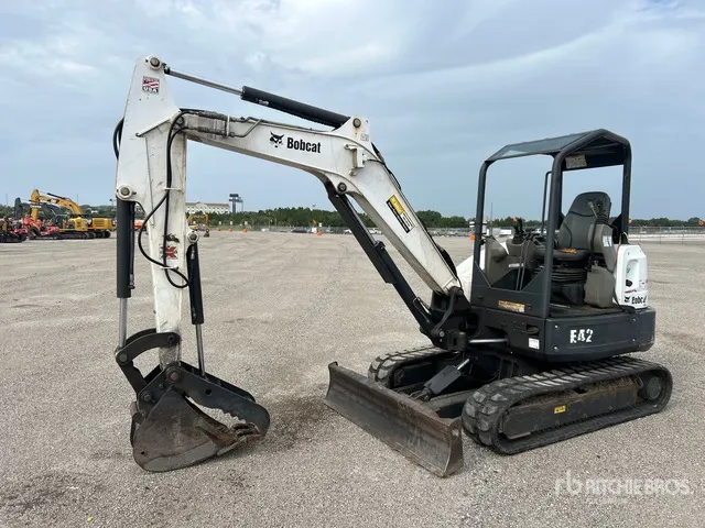 2019 Bobcat E42 Mini Excavator