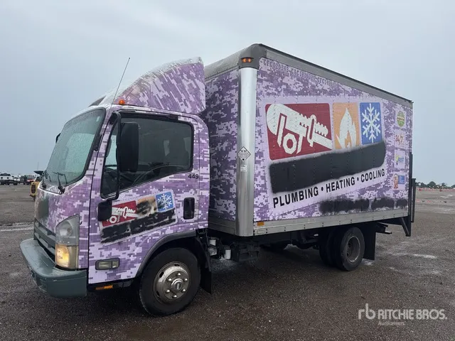 2008 Isuzu NPR 4x2 Van Truck