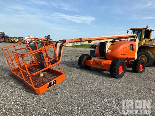 1997 JLG 600A 4WD Dual Fuel Articulating Boom Lift