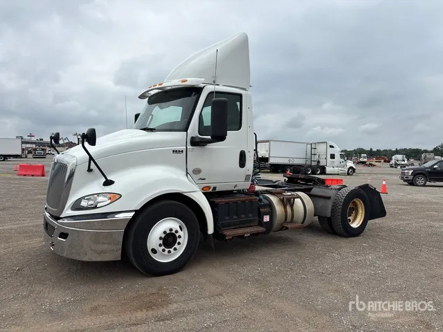 2019 International RH613 4x2 S/A Day Cab Truck Tractor