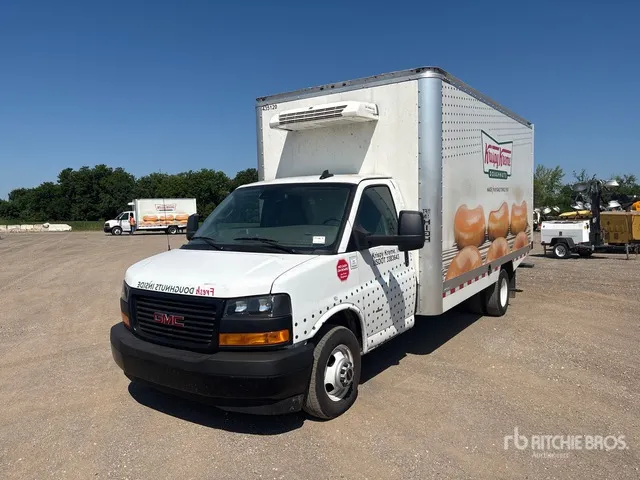 2024 GMC Savana G3500 4x2 Refrigerated Truck
