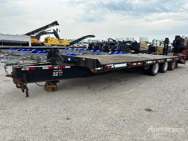 2013 Towmaster T-50 Equipment Trailer