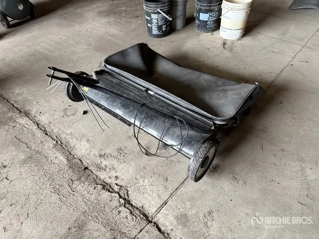 LawnCrafter Lawn Sweeper
