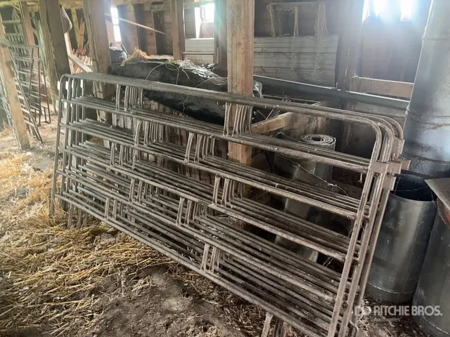 Quantity of (6) 10 ft x 5 ft Livestock Panel