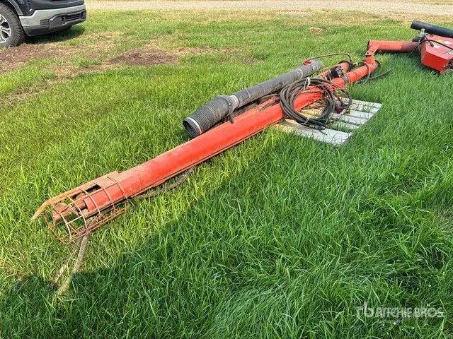 Quantity of (2) Hydraulic 5" Pencil Grain Augers