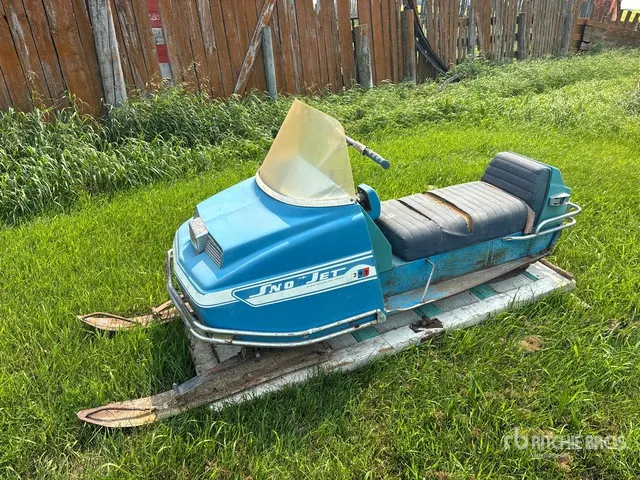 Glastron Sno Jet Snowmobile
