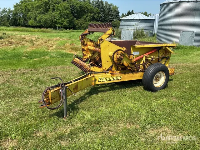 1983 Degelman 54 in Paddle Rock Picker