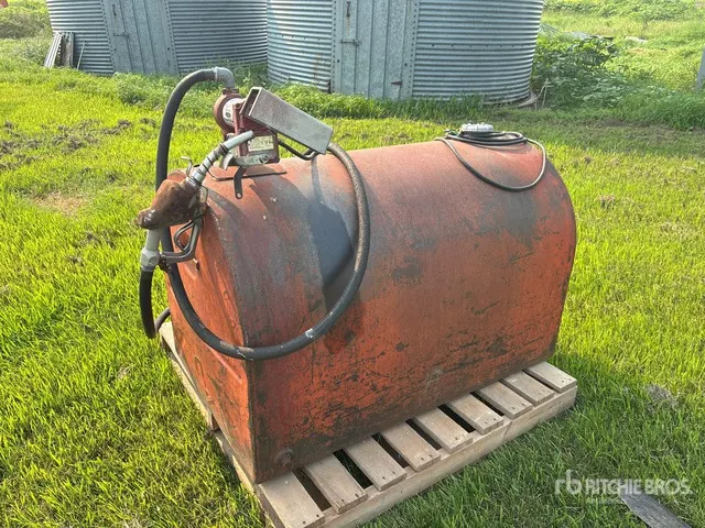 Westeel-Rosco 125 gal Steel Diesel Fuel Tank