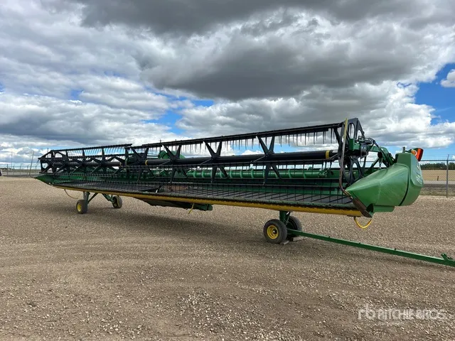 2014 John Deere 640D 40 ft Draper Combine Header