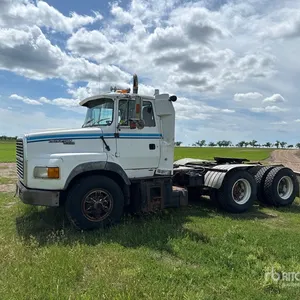 Ford L9000 6x4 AeroMax T/A Day Cab Truck Tractor