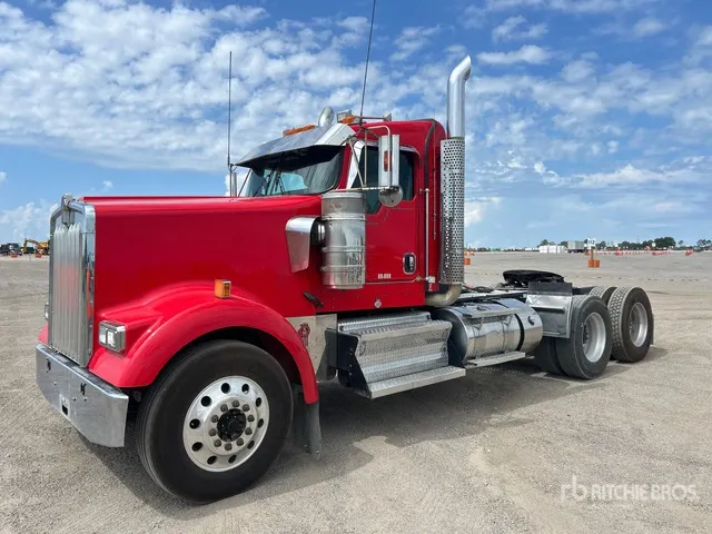 2021 Kenworth W900 6x4 T/A Day Cab Truck Tractor