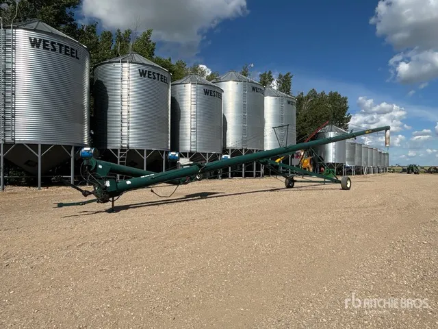 NuVision Grainmax 4385 13 in x 85 ft Swing Grain Auger