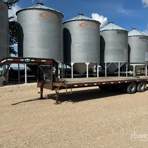 2008 Pro-Trak 28 ft T/A Gooseneck Equipment Trailer