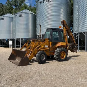 1981 Case 680H Backhoe Loader