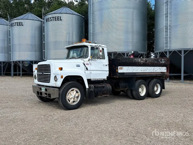 1985 Ford 9000 6x4 T/A Dump Truck