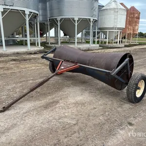 1995 Farm King C800SR 89 in Steel Swath Roller