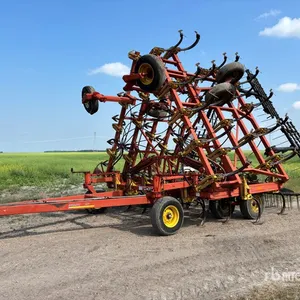 2010 Bourgault 8810 40 ft Cultivator