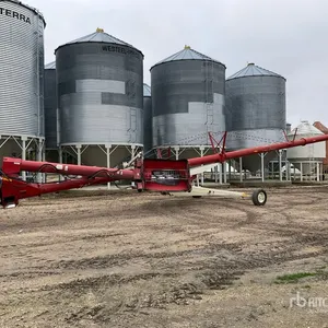 2008 Farm King 1370 13 in x 70 ft Swing Grain Auger