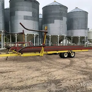 Laurier H-4250 33 ft x 11 ft Hydraulic Bale Mover
