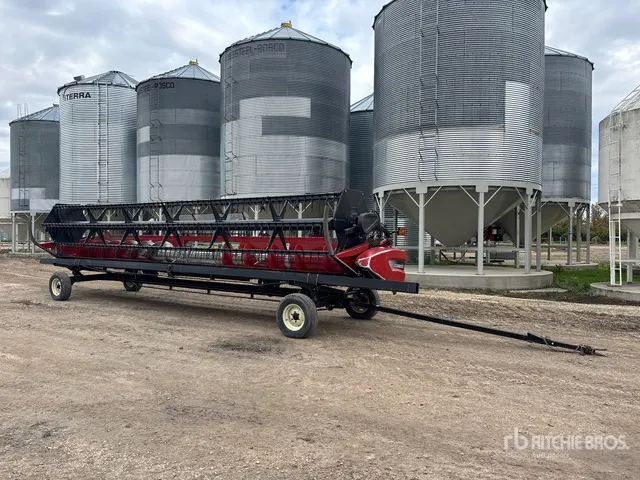 2010 Case IH 2020 30 ft Flex Combine Header