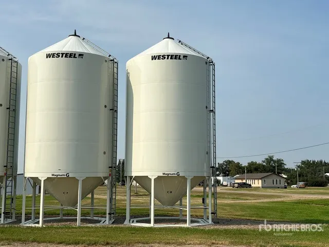 Westeel 1620 Magnum-G +/- 4100 bu Smooth Wall Hopper Grain Bin