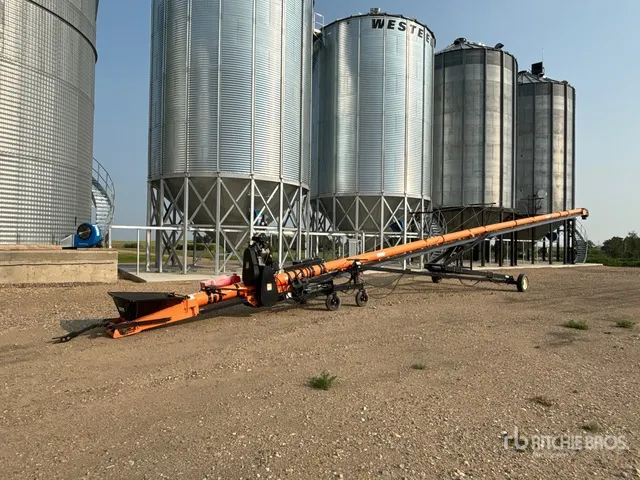 2015 Batco 1590 15 in x 90 ft Grain Conveyor