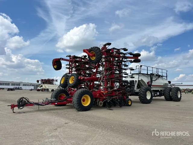 2016 Bourgault 3320PHD XTC HF 76 ft Air Drill