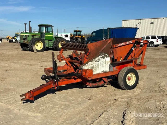 Rock-O-Matic 546 60 in Paddle Rock Picker