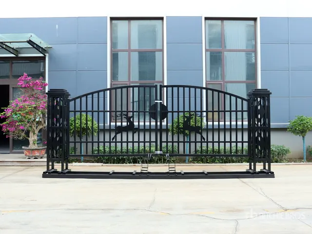 2026 Suihe NFG-20FGP-D02 20 ft Wrought Iron Bi-Parting Driveway Gate (Unused)